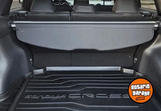 Camionetas - Toyota Corolla cross 2024 Electrico / Hibrido 43000Km - En Venta