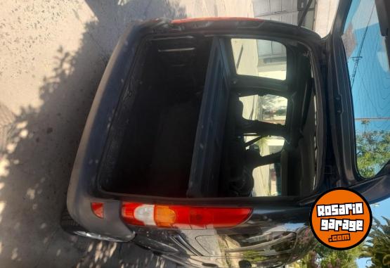 Utilitarios - Renault Authentic plus 2015 GNC 120000Km - En Venta