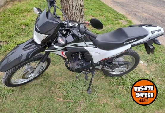 Motos - Honda Xr190 2023 Nafta 12000Km - En Venta