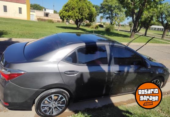Autos - Toyota Corolla 2018 Nafta 100000Km - En Venta