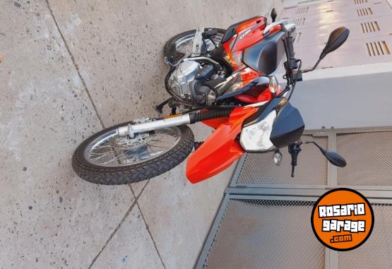 Motos - Suzuki Nk 150 2024 Nafta 7100Km - En Venta