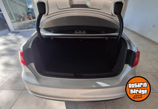 Autos - Volkswagen Vento 2.5 luxury 2013 Nafta 163000Km - En Venta