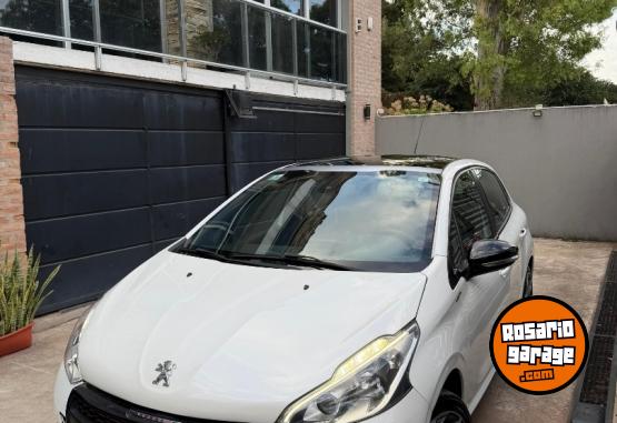 Autos - Peugeot 208 GT 2017 Nafta 108000Km - En Venta