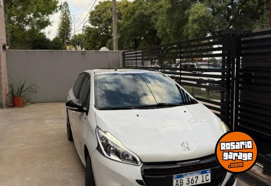 Autos - Peugeot 208 GT 2017 Nafta 108000Km - En Venta