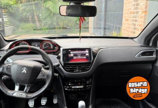 Autos - Peugeot 208 GT 2017 Nafta 108000Km - En Venta