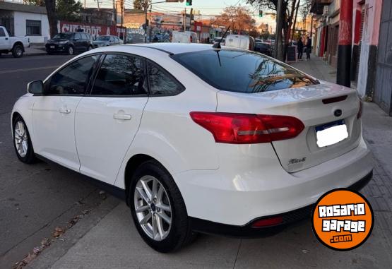 Autos - Ford Focus 2020 Nafta 100000Km - En Venta