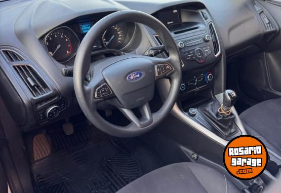 Autos - Ford Focus 2020 Nafta 100000Km - En Venta