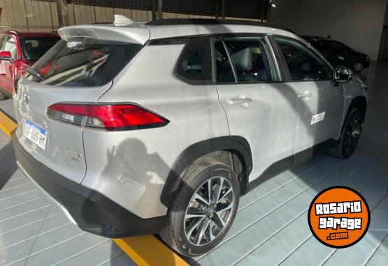 Autos - Toyota COROLLA CROSS SEG HIBRIDA 2022 Nafta 60140Km - En Venta