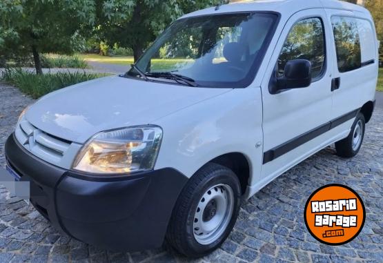 Utilitarios - Citroen Berlingo mixta 1ra mano p 2017 Diesel 150000Km - En Venta