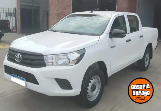Camionetas - Toyota Hilux 2021 Nafta 131000Km - En Venta