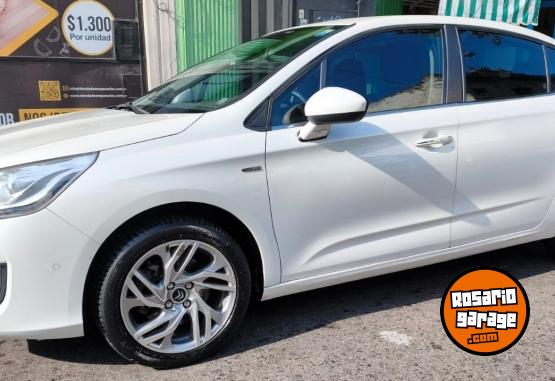 Autos - Citroen C4 - SEDAN 4 PUERTAS 2013 Nafta 84650Km - En Venta