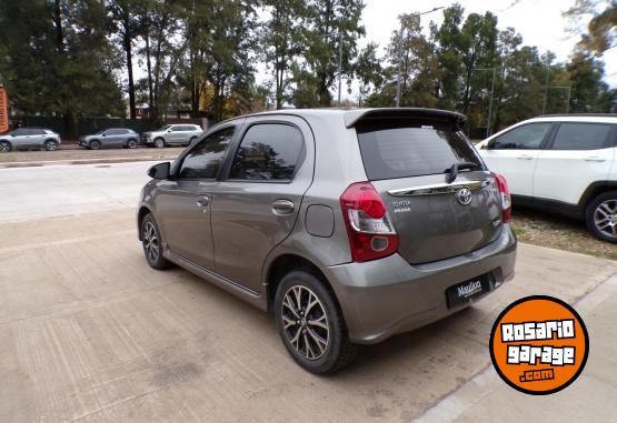 Autos - Toyota etios xls a/t 2020 Nafta 74700Km - En Venta