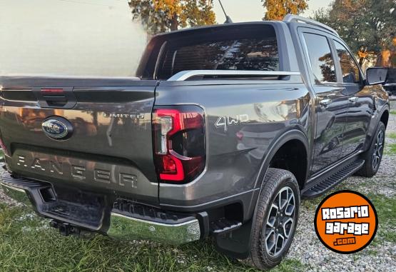 Camionetas - Ford Ranger V6 limited 2025 Diesel 35000Km - En Venta