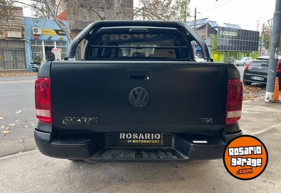 Camionetas - Volkswagen Amarok Highline 2017 Diesel 140000Km - En Venta