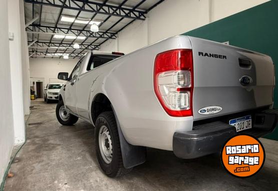 Utilitarios - Ford Ranger 2.2 cabina simple 2023 Diesel 23600Km - En Venta