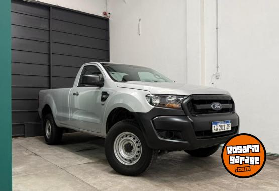 Utilitarios - Ford Ranger 2.2 cabina simple 2023 Diesel 23600Km - En Venta