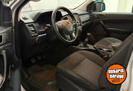 Utilitarios - Ford Ranger 2.2 cabina simple 2023 Diesel 23600Km - En Venta