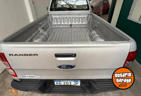 Utilitarios - Ford Ranger 2.2 cabina simple 2023 Diesel 23600Km - En Venta