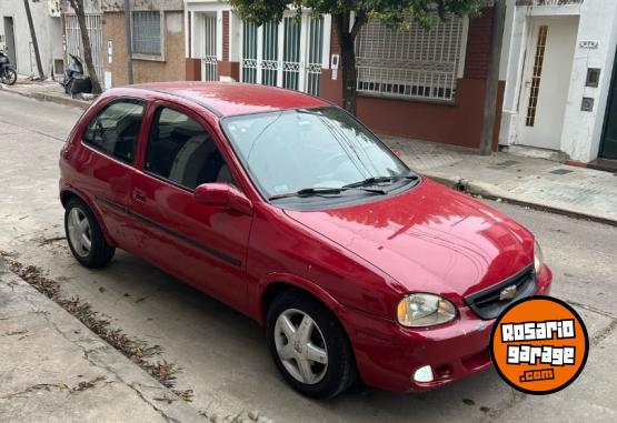 Autos - Chevrolet Corsa tres puertas 2008 Nafta 144000Km - En Venta