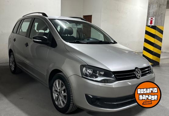 Autos - Volkswagen SURAN TRENDLINE 1.6 2013 Nafta 160000Km - En Venta
