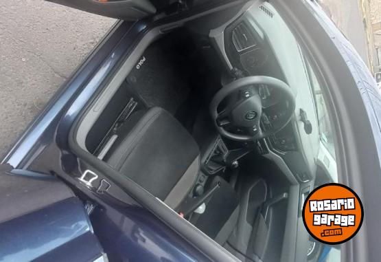 Autos - Volkswagen Polo Comfortline 2018 Nafta 75000Km - En Venta