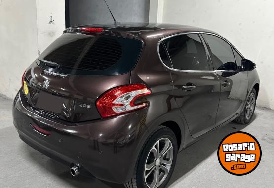 Autos - Peugeot 208 FELINE 1.6 2014 Nafta 111000Km - En Venta