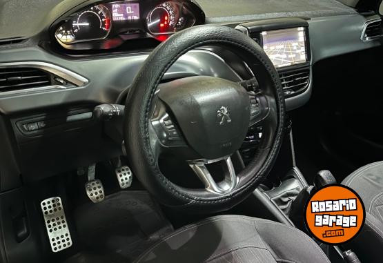 Autos - Peugeot 208 FELINE 1.6 2014 Nafta 111000Km - En Venta