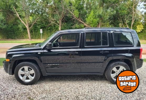 Camionetas - Jeep Patriot Sport 4x4 2012 Nafta 146000Km - En Venta