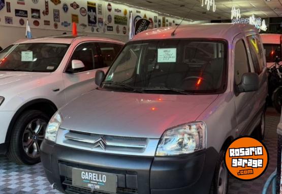 Utilitarios - Citroen Berlingo multispace 2018 Diesel 130000Km - En Venta