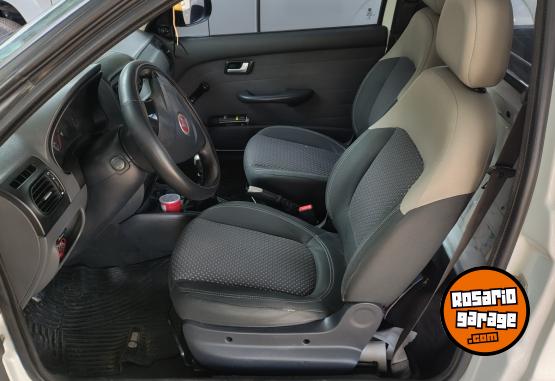 Utilitarios - Fiat Strada working 2014 GNC 189000Km - En Venta