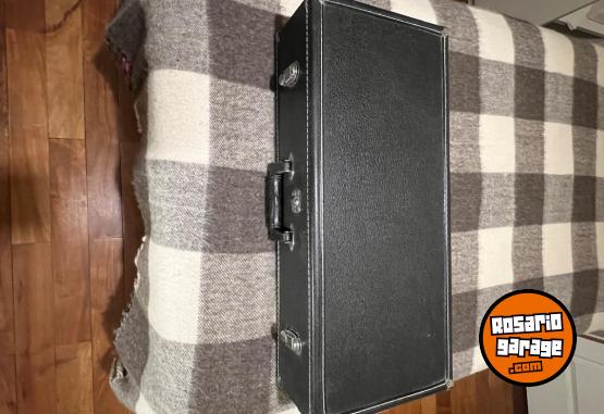 Instrumentos Musicales - Vendo Saxofón Alto Alpine Deluxe Americano como Nuevo - En Venta