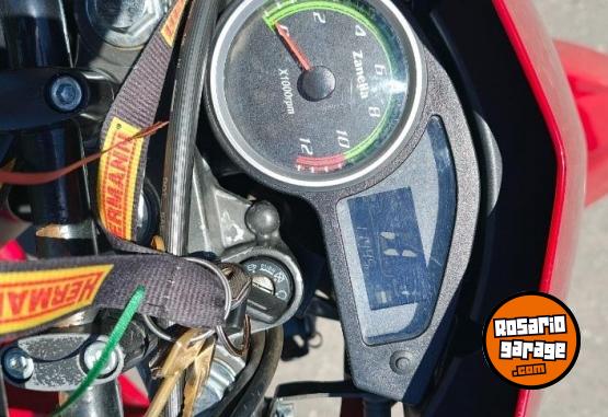 Motos - Zanella ZR250 2024 Nafta 14000Km - En Venta