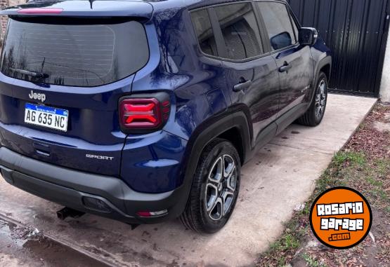 Camionetas - Jeep Renegade 2024 Nafta 32000Km - En Venta