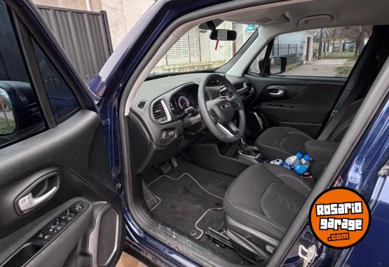 Camionetas - Jeep Renegade 2024 Nafta 32000Km - En Venta