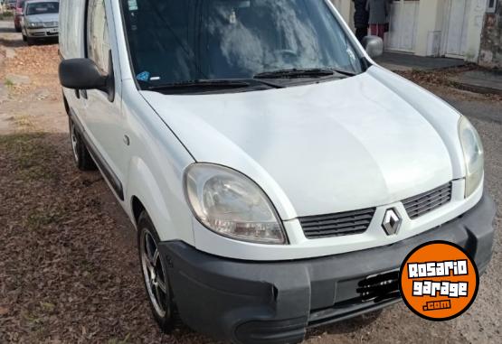 Utilitarios - Renault Kangoo furgon con aire 2012 Diesel 178000Km - En Venta