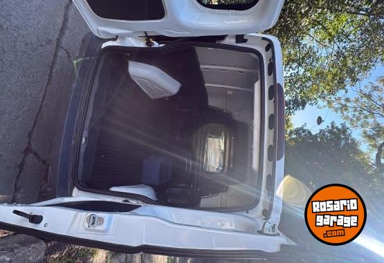 Utilitarios - Fiat Fiorino 2017 GNC 106000Km - En Venta
