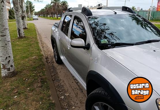Camionetas - Renault Duster Oroch 2.0 Outsider 2018 GNC 206000Km - En Venta