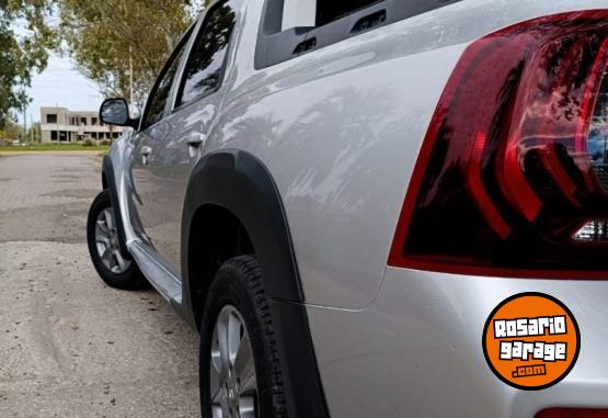 Camionetas - Renault Duster Oroch 2.0 Outsider 2018 GNC 206000Km - En Venta