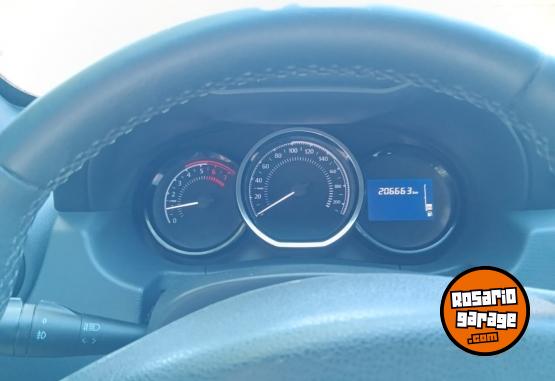 Camionetas - Renault Duster Oroch 2.0 Outsider 2018 GNC 206000Km - En Venta