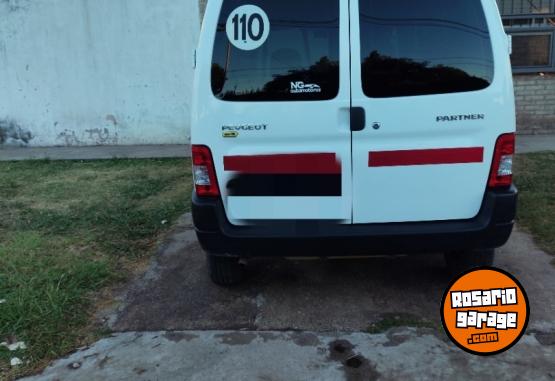 Utilitarios - Peugeot Partner 2022 GNC 69886Km - En Venta