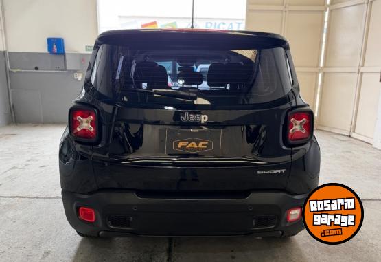 Camionetas - Chrysler JEEP RENEGADE SPORT 2017 Nafta 90000Km - En Venta