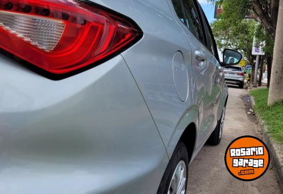Autos - Fiat Cronos atractive 2021 Nafta 127000Km - En Venta