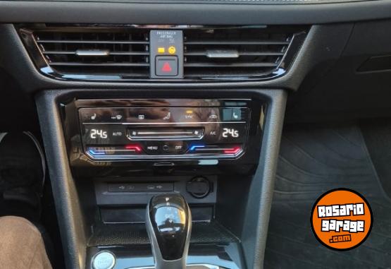 Autos - Volkswagen Taos highline inmaculada 2024 Nafta 12000Km - En Venta