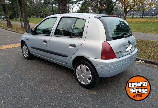 Autos - Renault Clio 2 RN 2000 Nafta 300000Km - En Venta