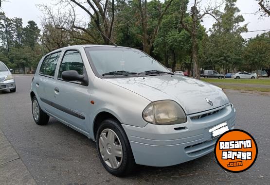 Autos - Renault Clio 2 RN 2000 Nafta 300000Km - En Venta