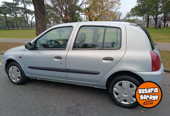 Autos - Renault Clio 2 RN 2000 Nafta 300000Km - En Venta