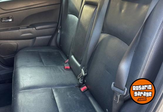 Camionetas - Mitsubishi Outlander Sport 2.0 4x4 A 2014 Nafta 186000Km - En Venta
