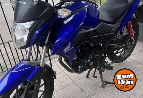 Motos - Honda twist 2023 Nafta 12000Km - En Venta