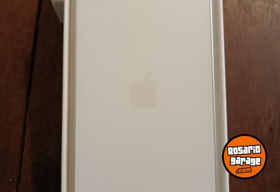 Telefonía - Phone 16e - 128 GB - En Venta