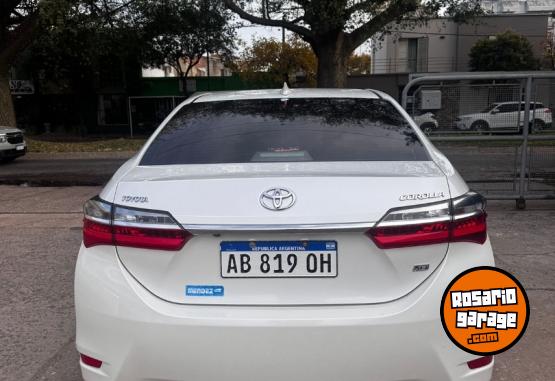 Autos - Toyota Corolla XEi 1.8 MT 2017 Nafta 85000Km - En Venta